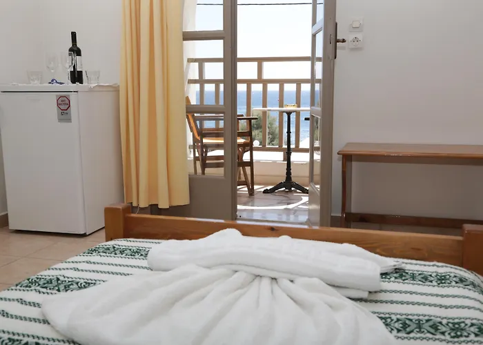 Enjoy Aparthotel Kamári