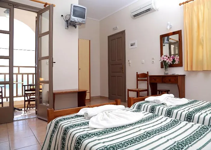 Enjoy Aparthotel Kamári