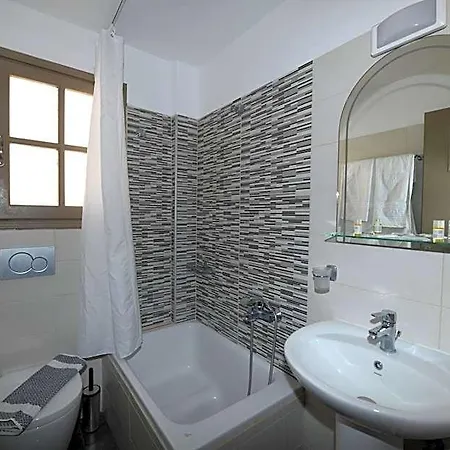 Enjoy Hotel apartamentowy 3*