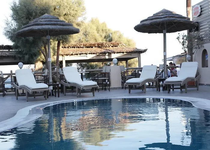 英约尔别墅酒店 3*