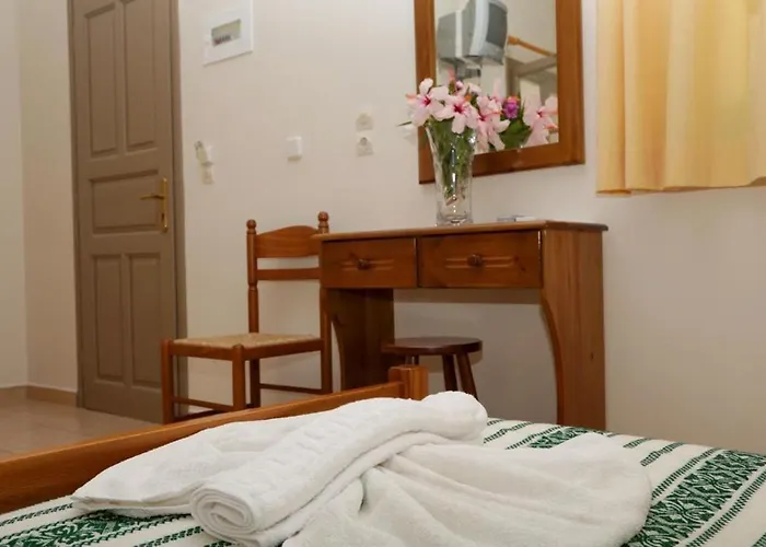 英约尔别墅酒店 3*