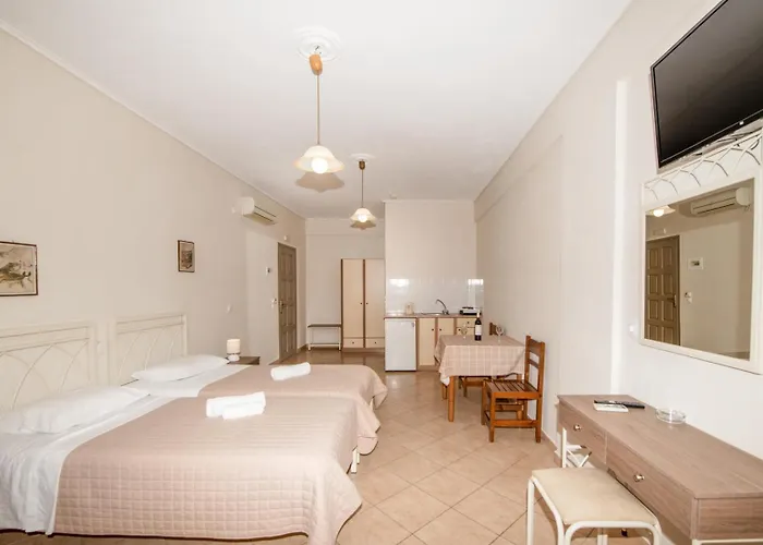 Enjoy Kamari (Santorini)