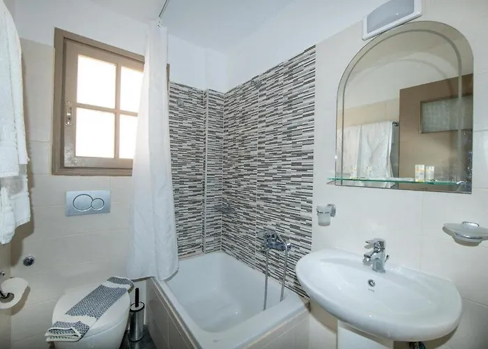 Enjoy Apartahotel 3*