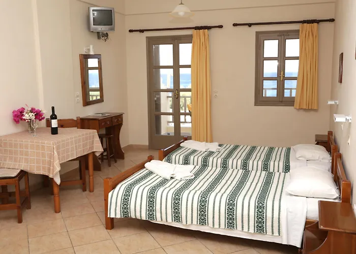 英约尔别墅酒店 3*