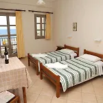 Enjoy 3* Kamari (Santorini)