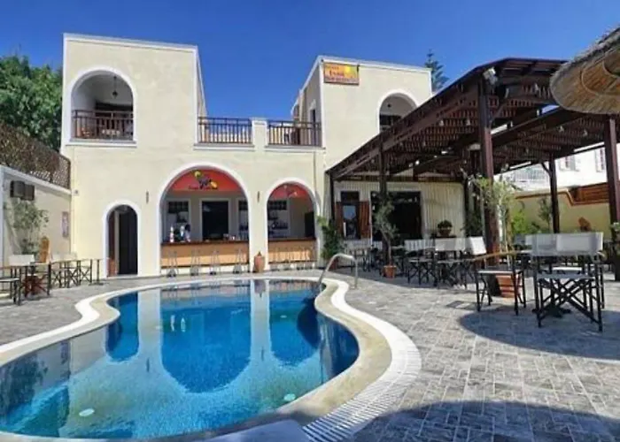 Apart-hotel Enjoy 3*